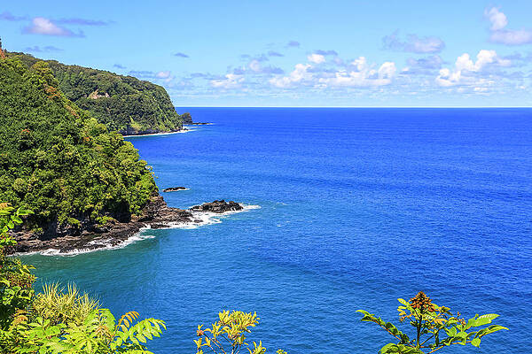 Hawaii Wall Art featuring the photograph Honomanu Bay Overlook by Dawn Richards