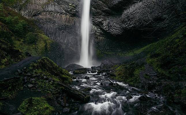 Beautiful Wall Art featuring the photograph Hydrous Heaven by Shannon Williams