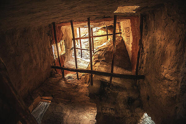 Scenery Photograph - Inside Square Tower At Cliff Palace - Mesa Verde, Colorado by Abbie Warnock