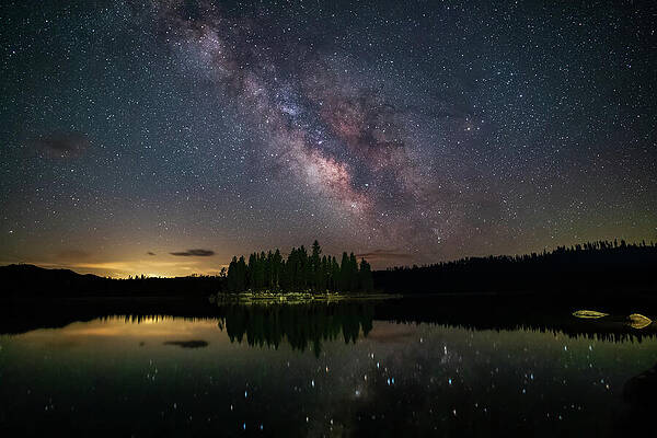 Wall Art featuring the photograph Jewels On The Water by Mike Lee