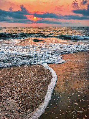 Abstract Photograph - Kill Devil Hills Sunrise 3820 by Dan Beauvais
