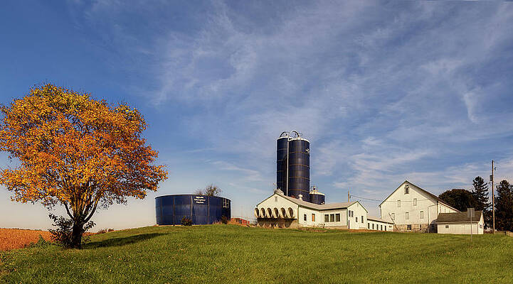 Country Photograph - Lancaster Pennsylvania Farm by Susan Candelario