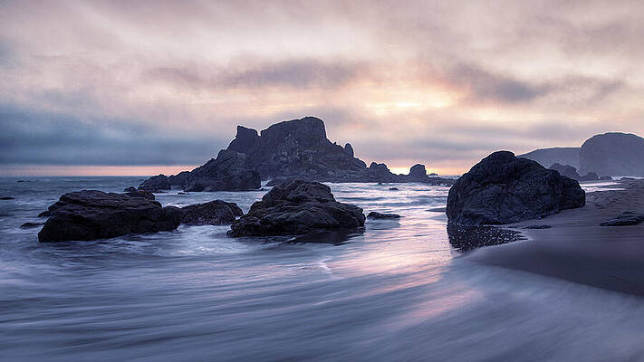 Moody Wall Art featuring the photograph Late Afternoon At Harris Beach by Mike Lee