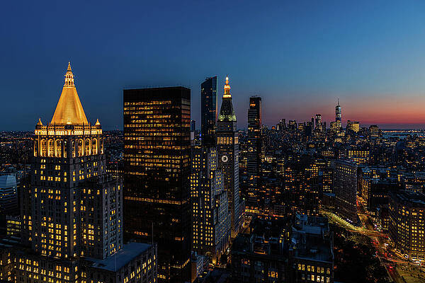 Architecture Wall Art featuring the photograph Late Evening In Manhattan by Elvira Peretsman