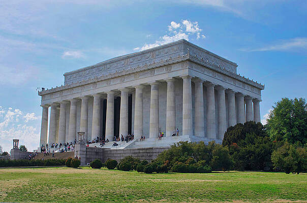 Wall Art featuring the photograph Lincoln Memorial by Matthew DeGrushe