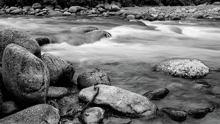 Landscape Wall Art featuring the photograph Little Su Flowing BW by Harry Banks