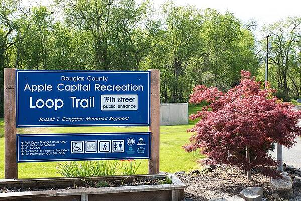 May Photograph - Loop Trail Access At 19th Street by Tom Cochran