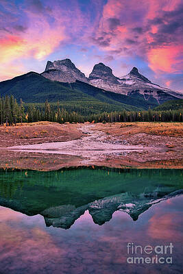 Wall Art featuring the photograph Majestic Reflections by Thomas Nay