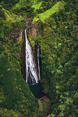 Paradise Photograph - Manawaiopuna, Or Jurassic Falls, Kauai, Hawaii by Abbie Warnock
