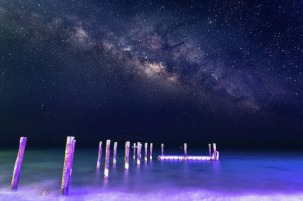 David Photograph - Marathon Milky Way by David Hart