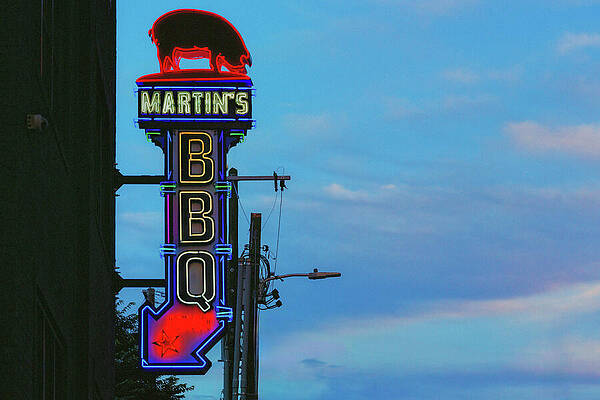 Vintage Photograph - Martins BBQ, Neon At Dusk by Robert Niemeier