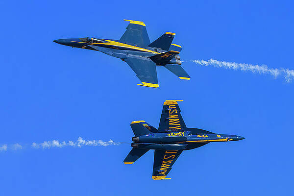 Sky Photograph - Maximum Closure, Minimum Separation by Mike Lee