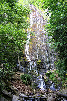 Wall Art featuring the photograph Mingo Falls 01 by Flees Photos
