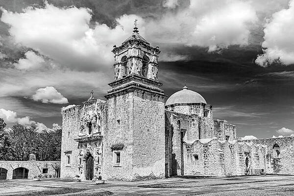 Symbolic Wall Art featuring the photograph Mission San Jose In Black And White by Kelley King