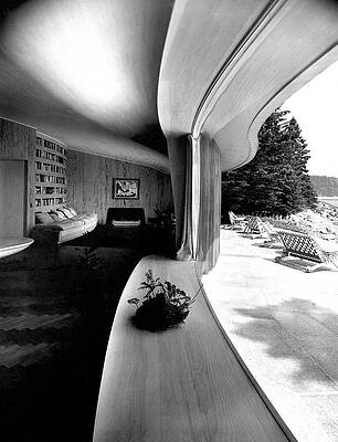 Modern Beachside Home with Curved Architecture Photograph