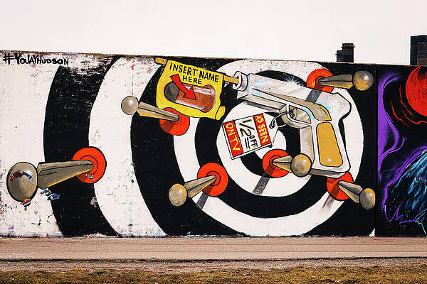 Wall Art featuring the photograph Mural Mile - Target by Robert Niemeier