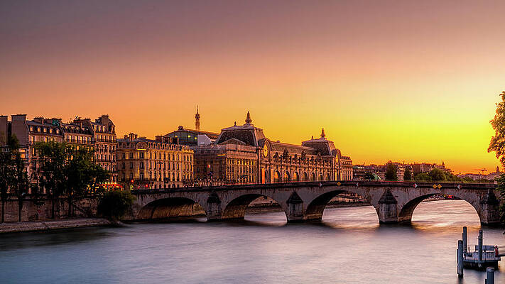 Sunset Over Musée d'Orsay Wall Art