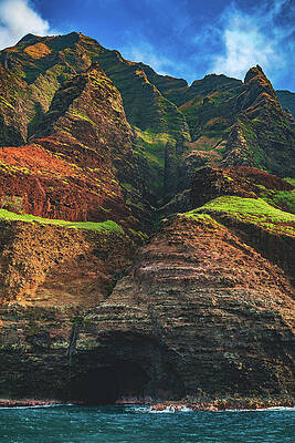 Paradise Photograph - Na Pali Colored Cliffs - Kauai, Hawaii - Vertical by Abbie Warnock