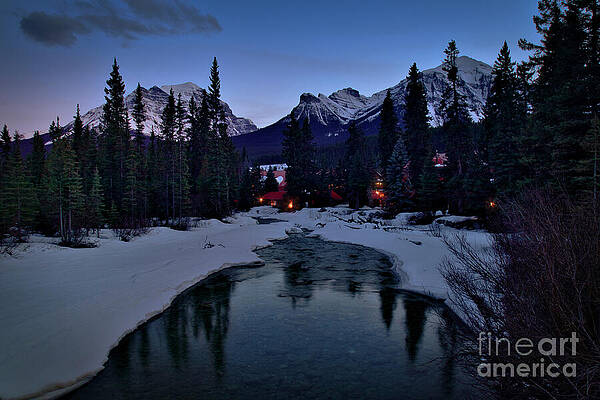 Wall Art featuring the photograph Night In Lake Louise by Thomas Nay