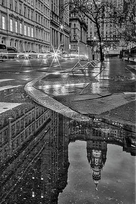 Monochromatic Photograph - NYC Municipal Building BW by Susan Candelario