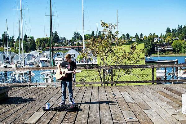 September Photograph - Olympia Busker by Tom Cochran