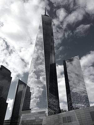 Monochromatic Wall Art featuring the photograph New York- One World Trade Center by Anorel