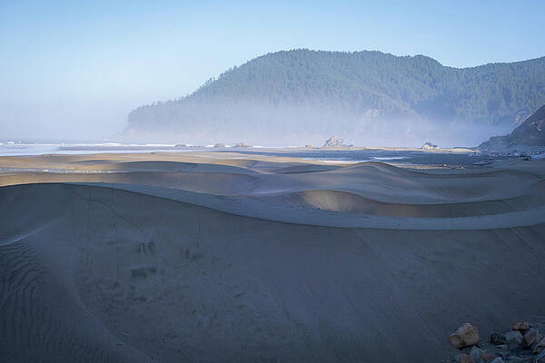 Oregon Wall Art featuring the photograph Oregon Coast Study No. 992 by Jonathan Babon