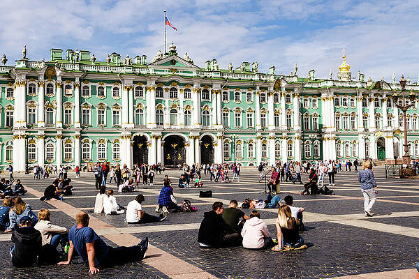 Photograph - Palace Square Gathering by Craig A Walker