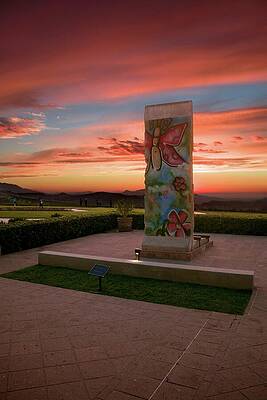 Sunset Photograph - Reagan's Berlin Wall by American Landscapes