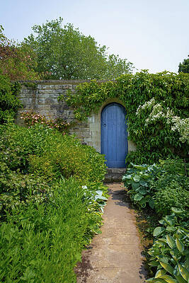 Wall Art featuring the photograph Riftsgate Court Gardens - Gloucestershire, England 2 by Cindy Robinson