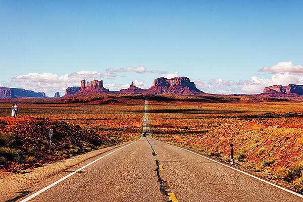 Endless Road to Monument Valley Wall Art