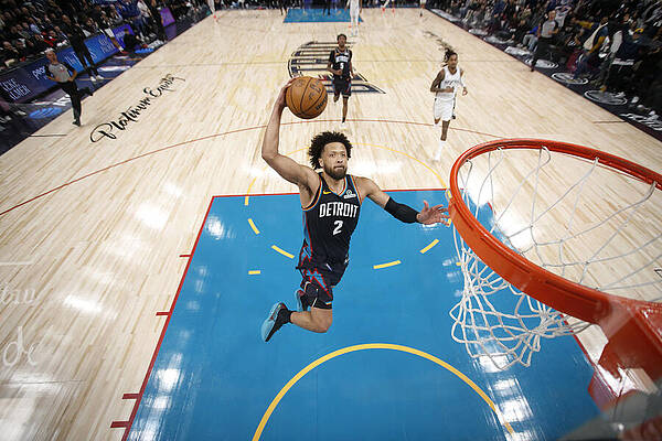 Slam Dunk Photos for Sale - Official NBA Photo Store