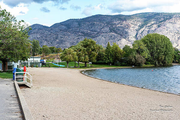Beach Photograph - Sandy Beach At Osoyoos Lake by Tom Cochran