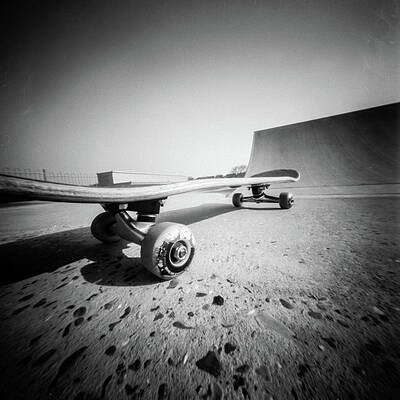 Photograph - Skateboard by Will Gudgeon