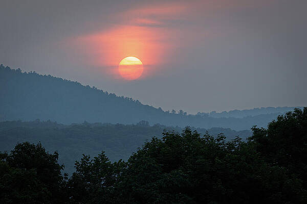 Sunset Wall Art featuring the photograph Smoky Sunset Over New Milford by Dave King