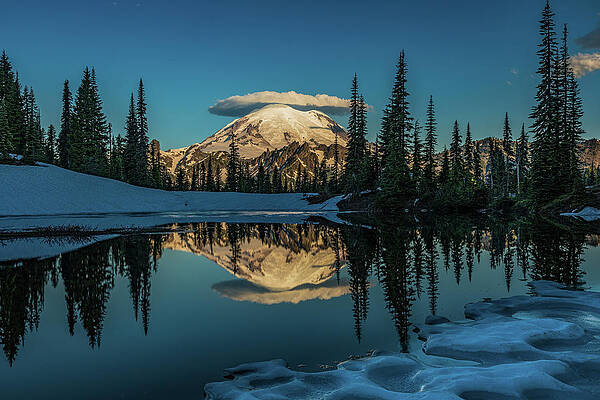Washington Wall Art featuring the photograph Snow-rimmed Sunrise by Tim Lyden