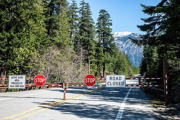 State Route 20 Photograph - SR 20 Barrier April 2021 by Tom Cochran