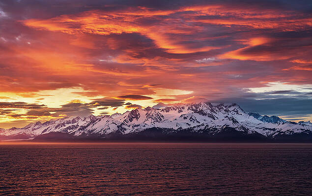 Wall Art featuring the photograph Sunset By Mt Fairweather And The Glacier Bay National Park In Al by Steven Heap