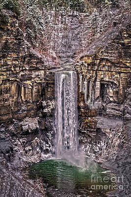Winter Photograph - Taughannock Pool by William Norton