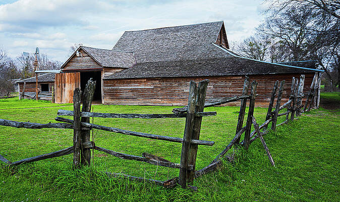 Texas Wall Art featuring the photograph Historic Texas Barn by Ron Long Ltd Photography