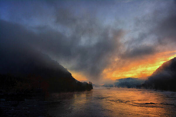 The Point Harpers Ferry At Sunrise Print