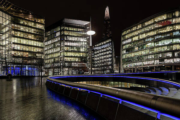 The Shard And The Scoop Print