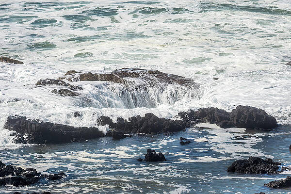 Oregon Photograph - Thor's Well-2 by Diane Moller