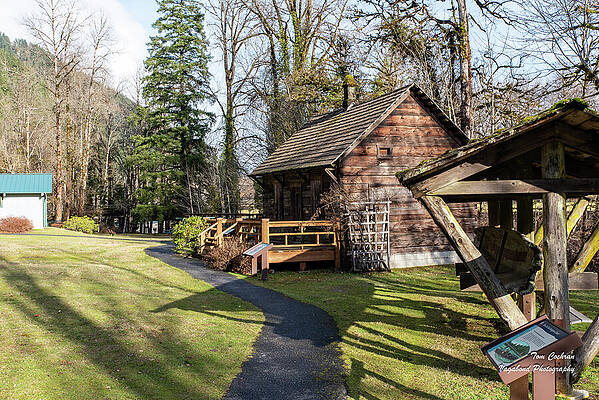 2023 Photograph - Tom Porter Cabin In The Woods by Tom Cochran