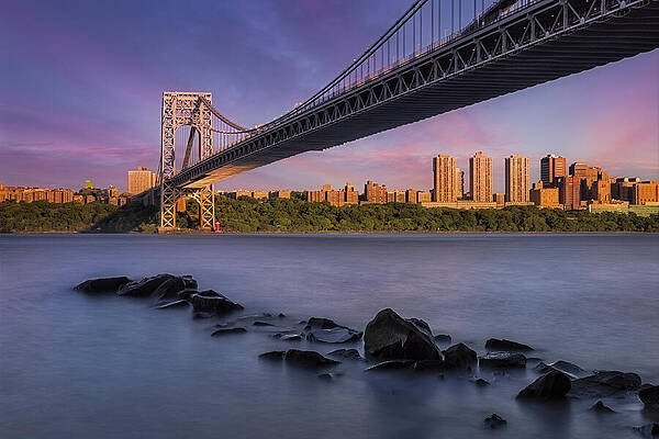 Wall Art featuring the photograph Twilight Over The Hudson by Susan Candelario