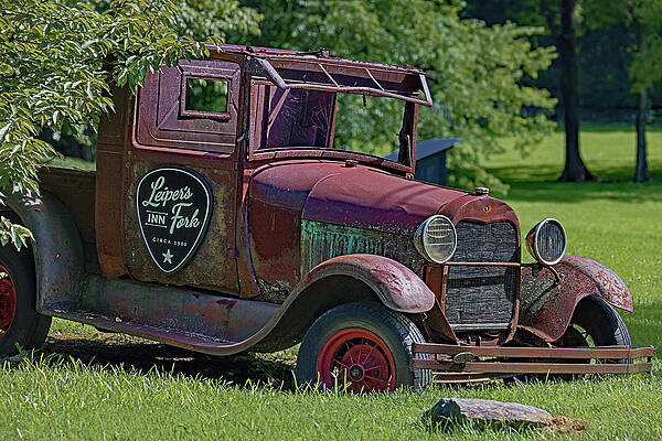 Wall Art featuring the photograph Unique Signage by Gina Fitzhugh