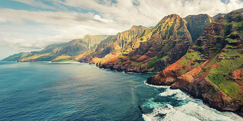 Majestic Na Pali Coastline Wall Art