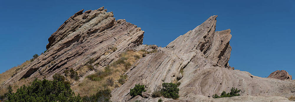 California Wall Art featuring the photograph Vasquez Rocks California by Tommy Farnsworth