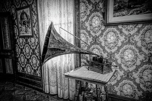 Wall Art featuring the photograph Vintage Phonograph In Farmhouse BW by John Twynam