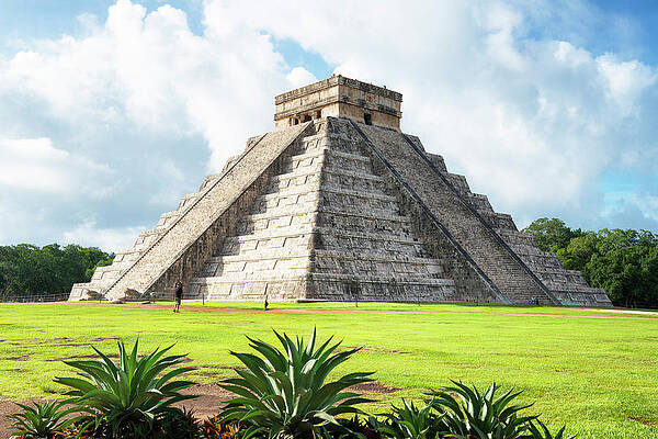 Chichen Itza Pyramid under Blue Sky Photograph